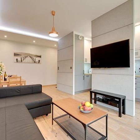Central Apartment - Free Private Parking Гданьск Экстерьер фото