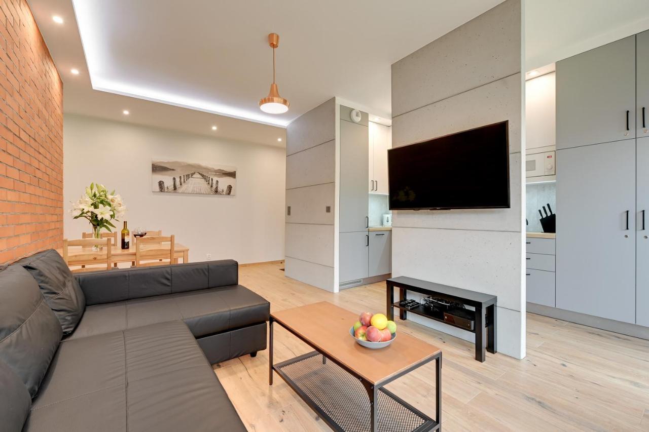 Central Apartment - Free Private Parking Гданьск Экстерьер фото