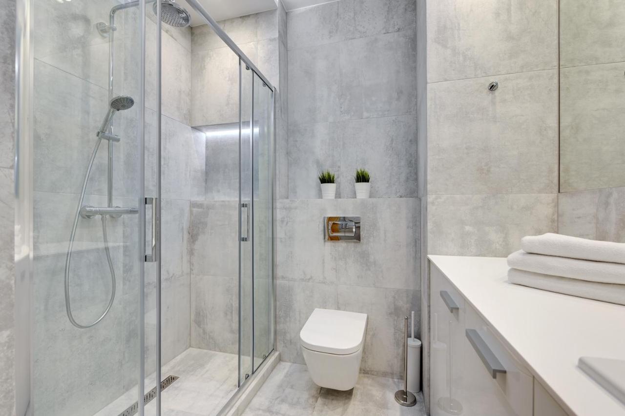 Central Apartment - Free Private Parking Гданьск Экстерьер фото