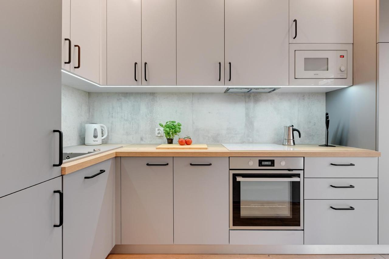 Central Apartment - Free Private Parking Гданьск Экстерьер фото