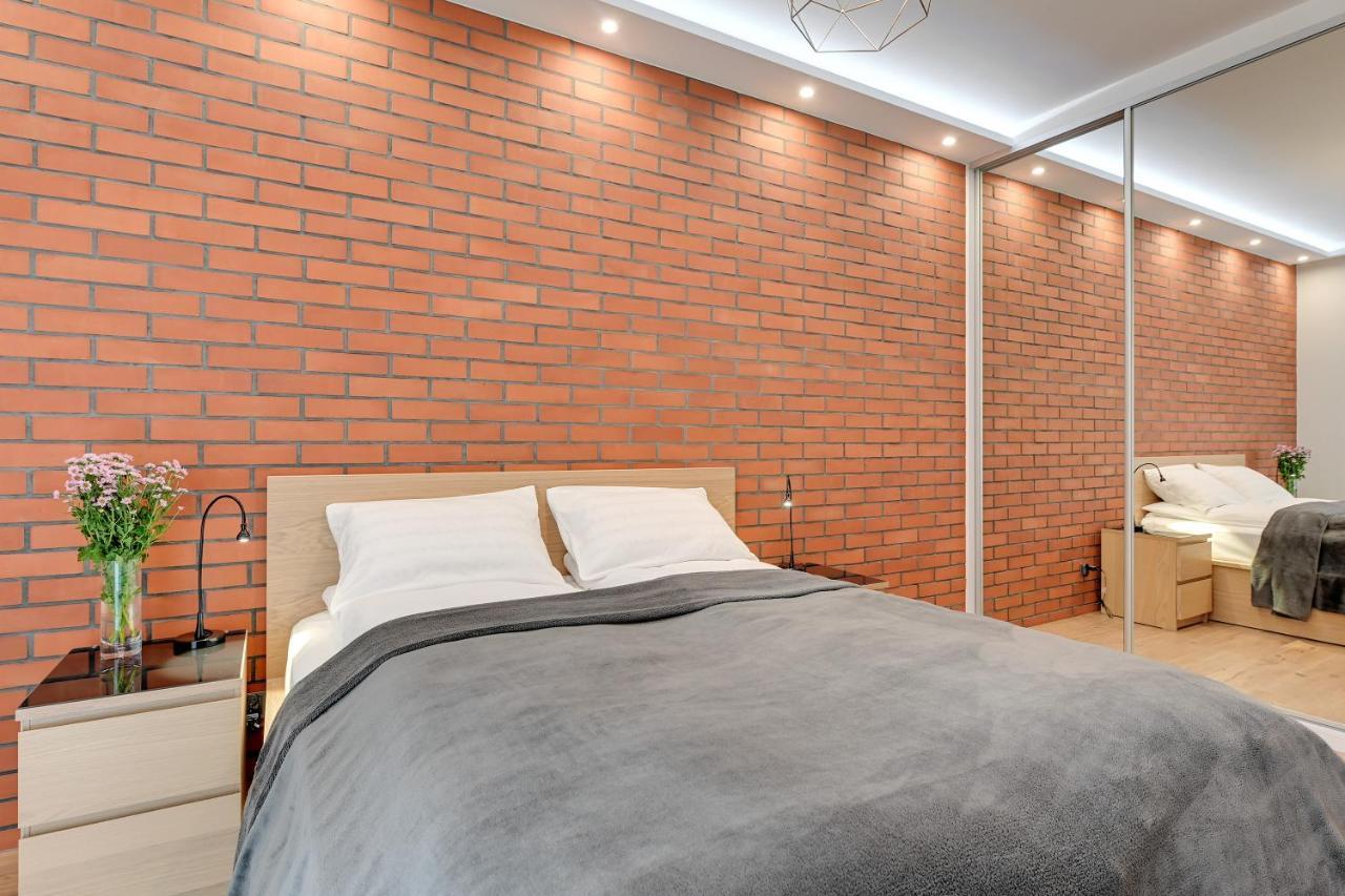Central Apartment - Free Private Parking Гданьск Экстерьер фото